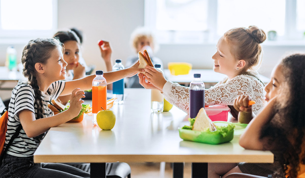 Students-in-school-cafeteria-smaller